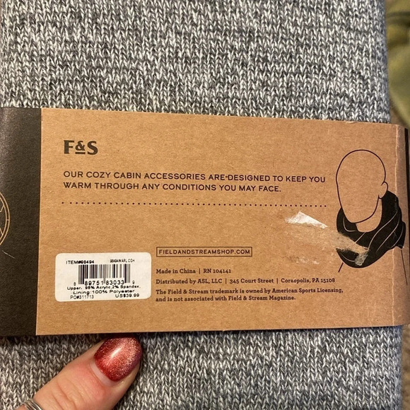 Field and stream cozycabin combo pack glove, and neck gaiter - Picture 3 of 3